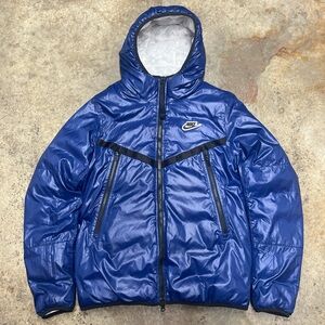 Nike Tech Puffer Jacket Men’s Small Blue Streetwear Skiing Retro Warm Comfy Rare
